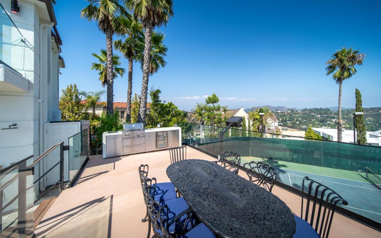 Le Chateau Los Angeles Exteriör bild