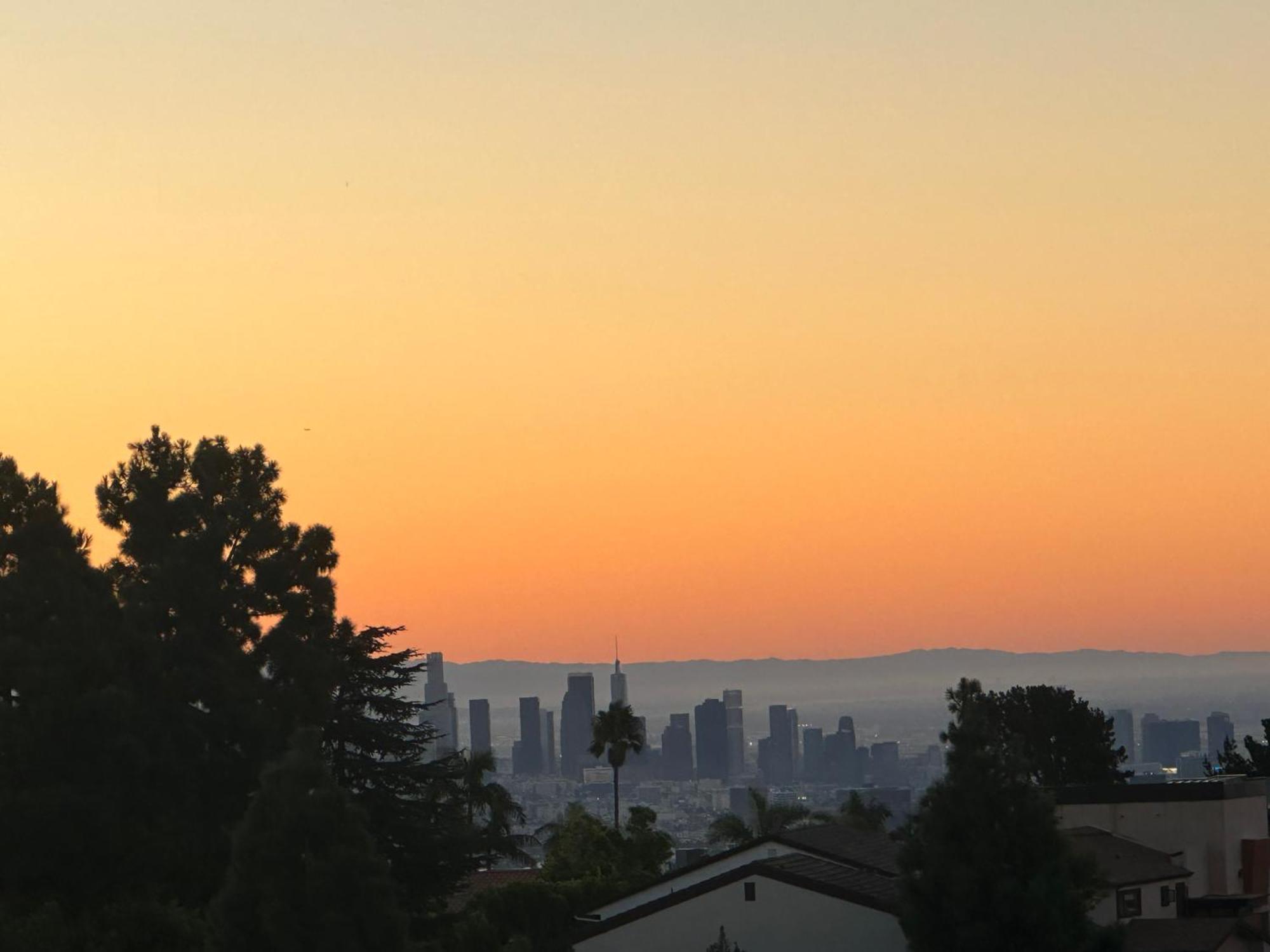 Le Chateau Los Angeles Exteriör bild